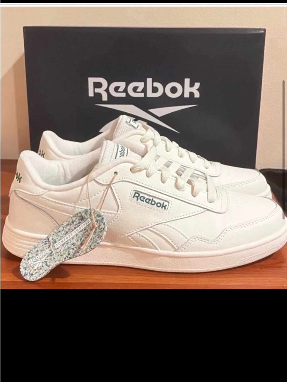 NWT- Reebok Club MEMT-G Sneakers - Leather Size:8